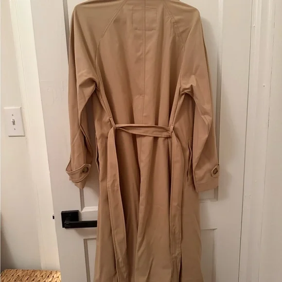 Hollister Tan Women's Trench Coat - Picture 3 of 3